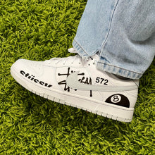 Load image into Gallery viewer, STÜNKS
